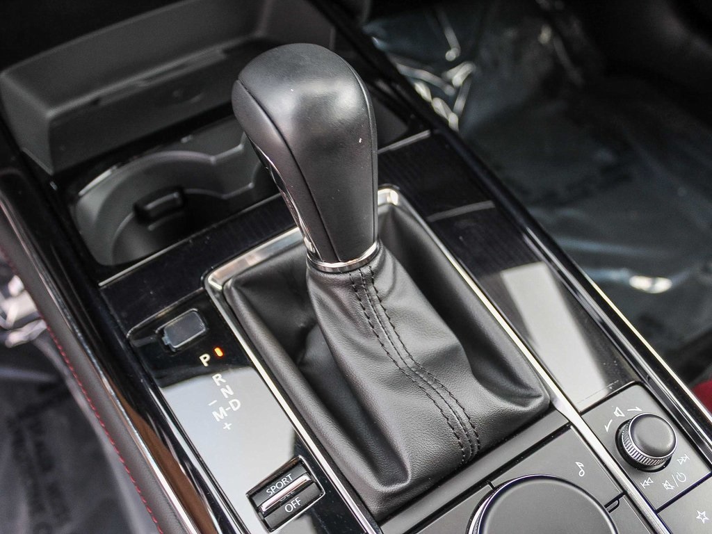 2024 Mazda CX-30 2.5 S Carbon photo 23