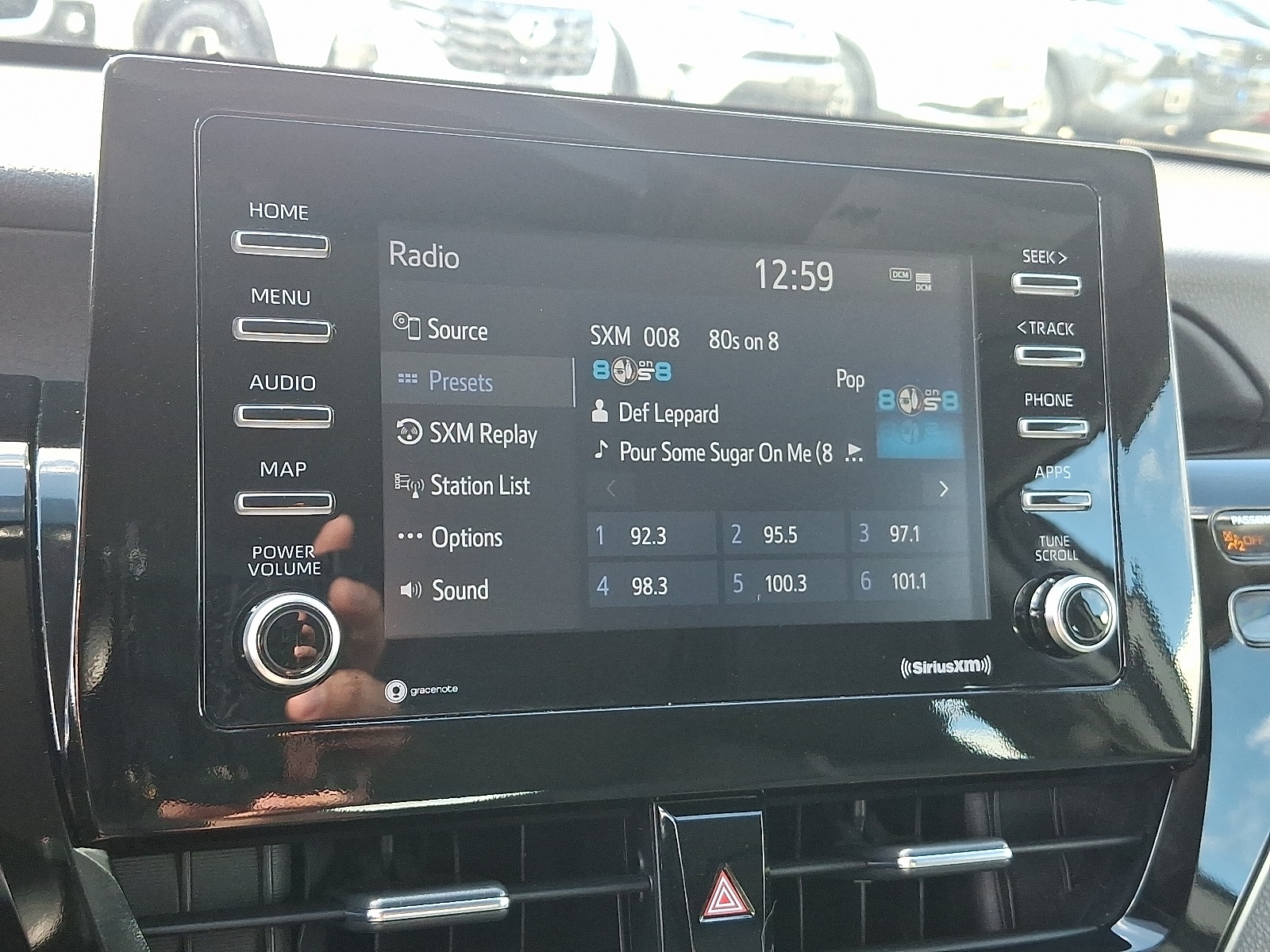 2023 Toyota Camry SE photo 16