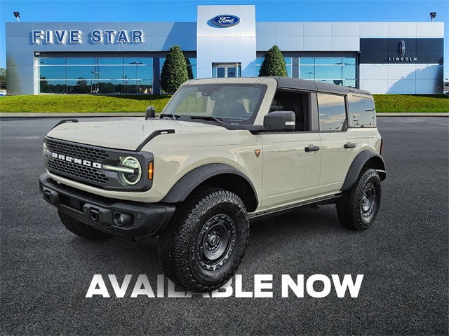 2025 Ford Bronco Badlands photo 3