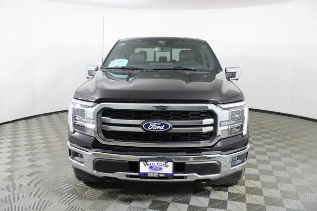 2025 Ford F-150 Lariat photo 2