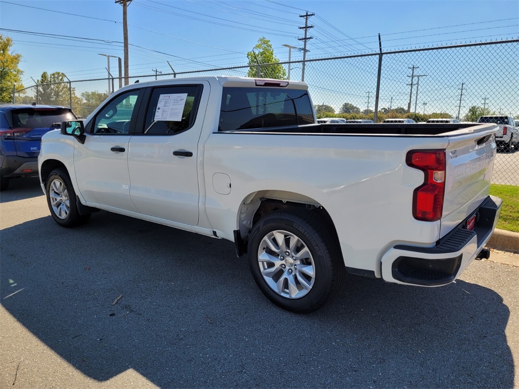 2022 Chevrolet Silverado 1500 Custom photo 3