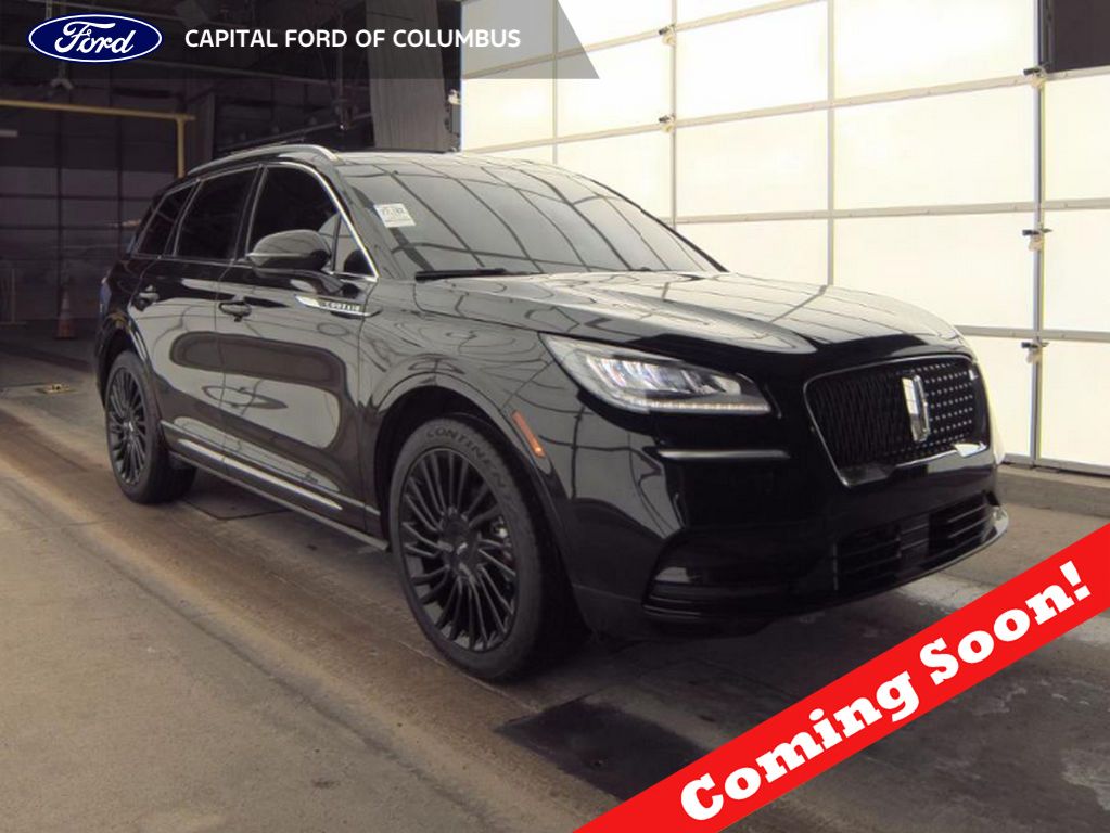 2022 Lincoln Corsair Reserve's photo