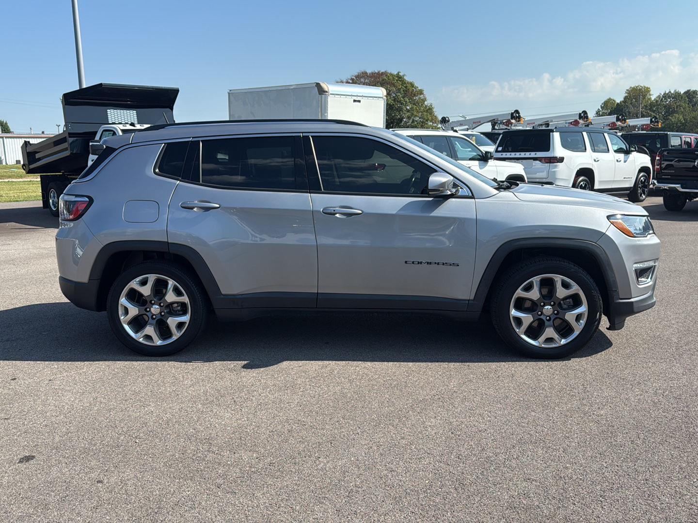 2021 Jeep Compass Limited photo 3