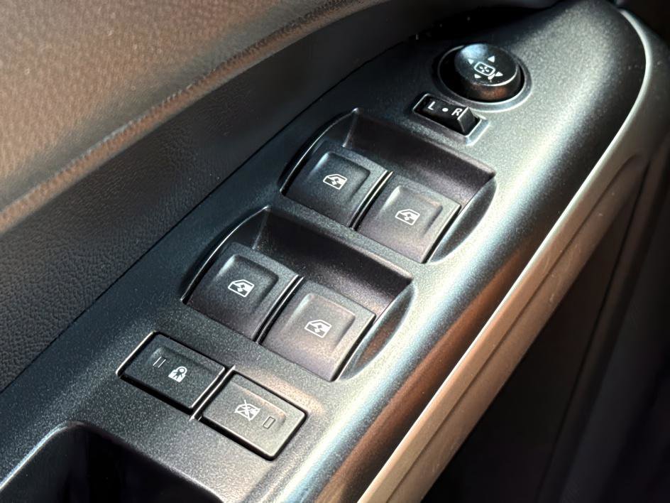 2022 Chevrolet Colorado LT photo 14