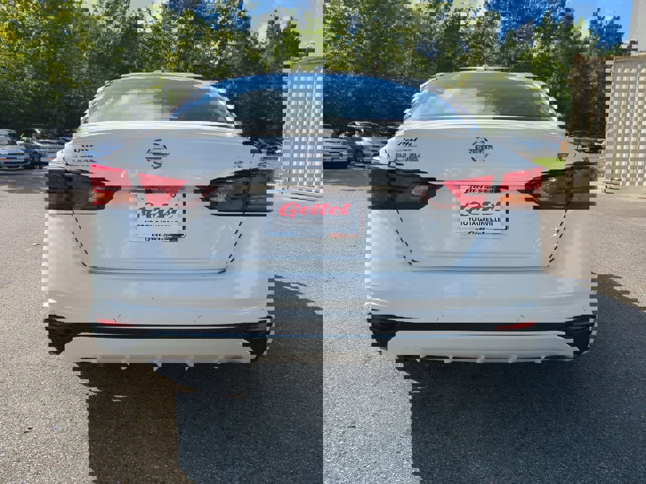 2023 Nissan Altima 2.5 SV photo 6