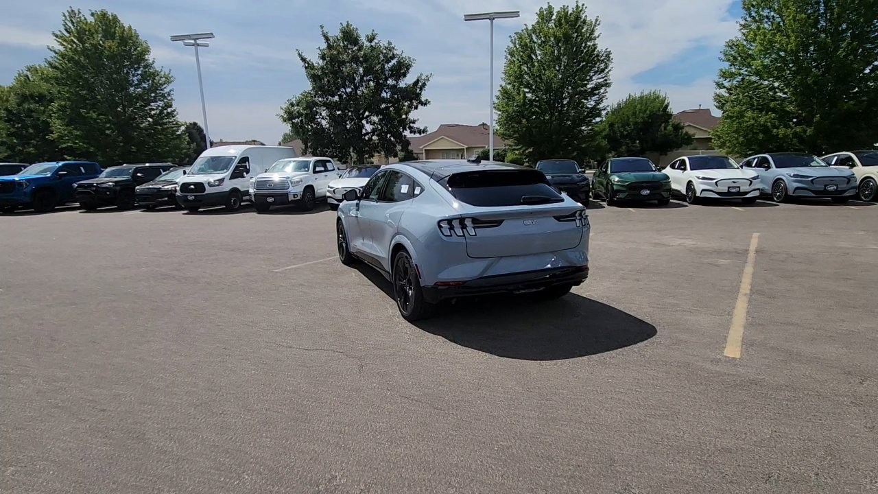 2025 Ford Mustang Mach-E GT photo 3