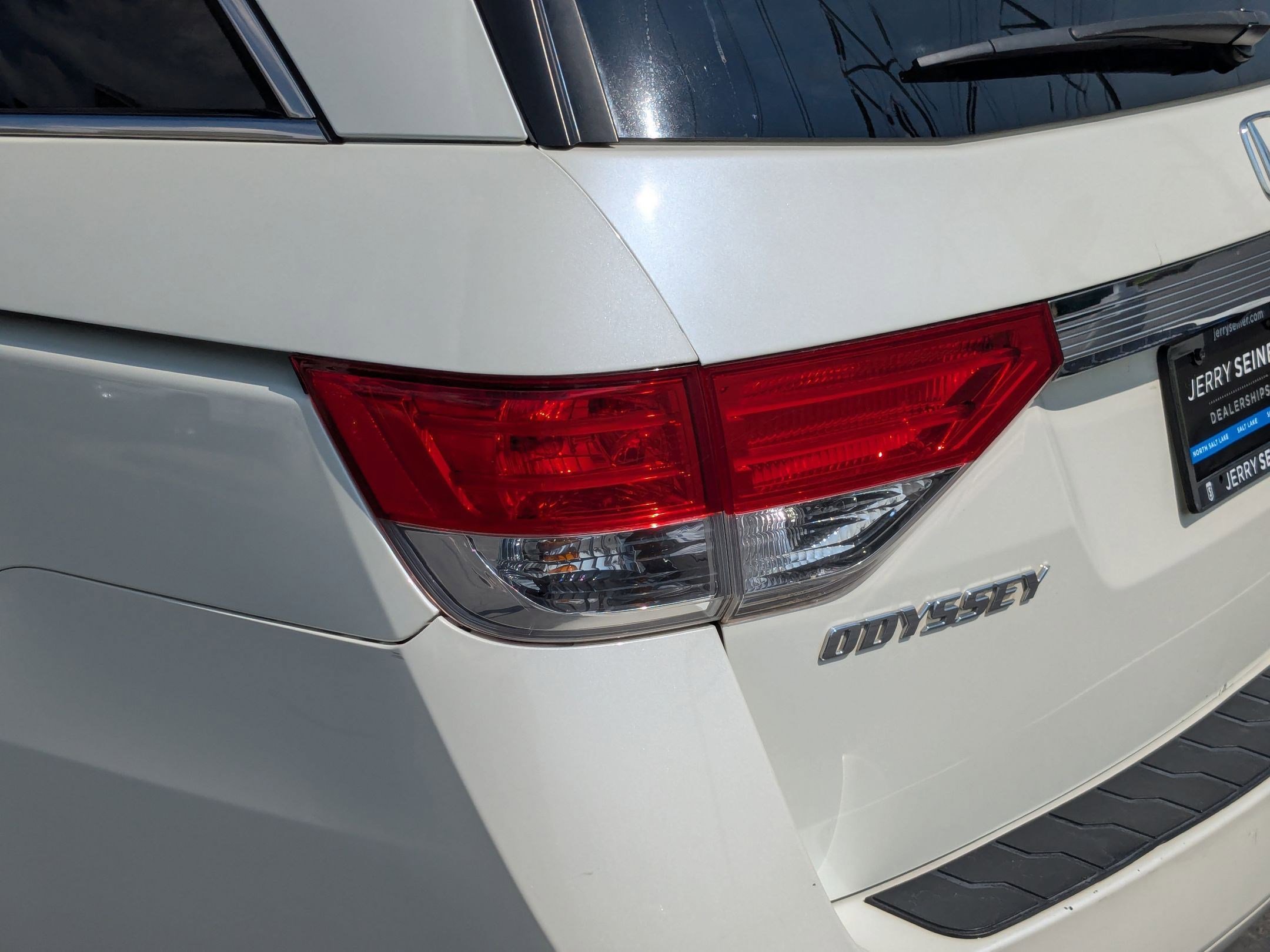 2015 Honda Odyssey EX-L photo 10
