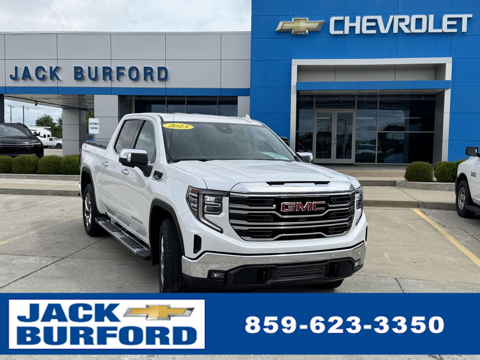 2023 GMC Sierra 1500 SLT's photo