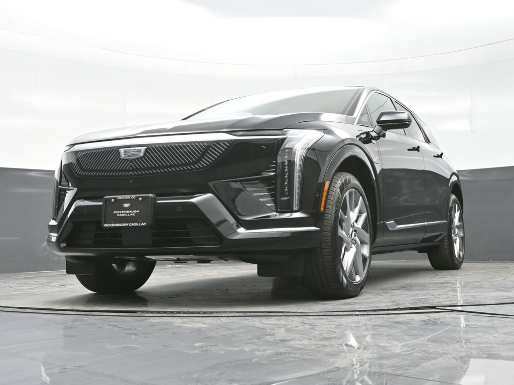 2025 Cadillac Optiq Luxury photo 18