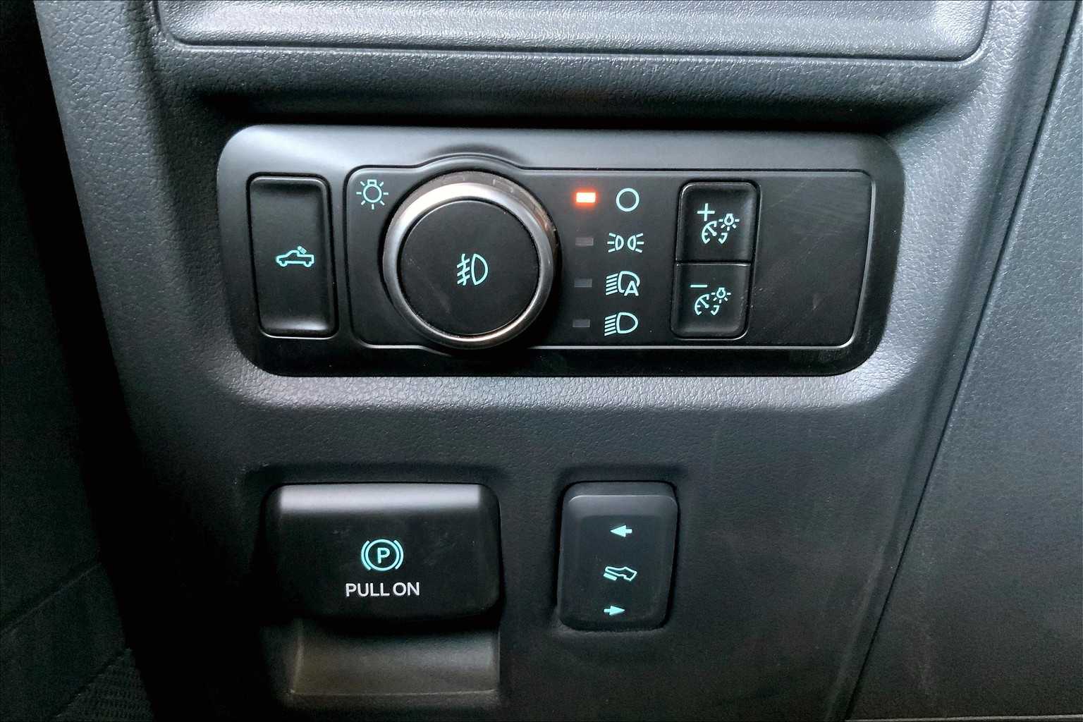 2023 Ford F-150 XLT photo 29