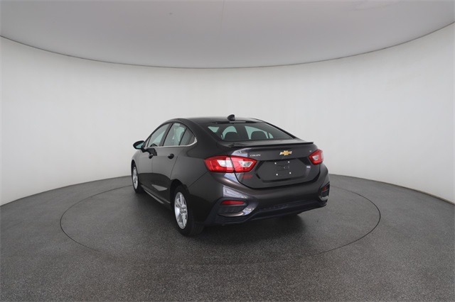 2017 Chevrolet Cruze LT photo 13