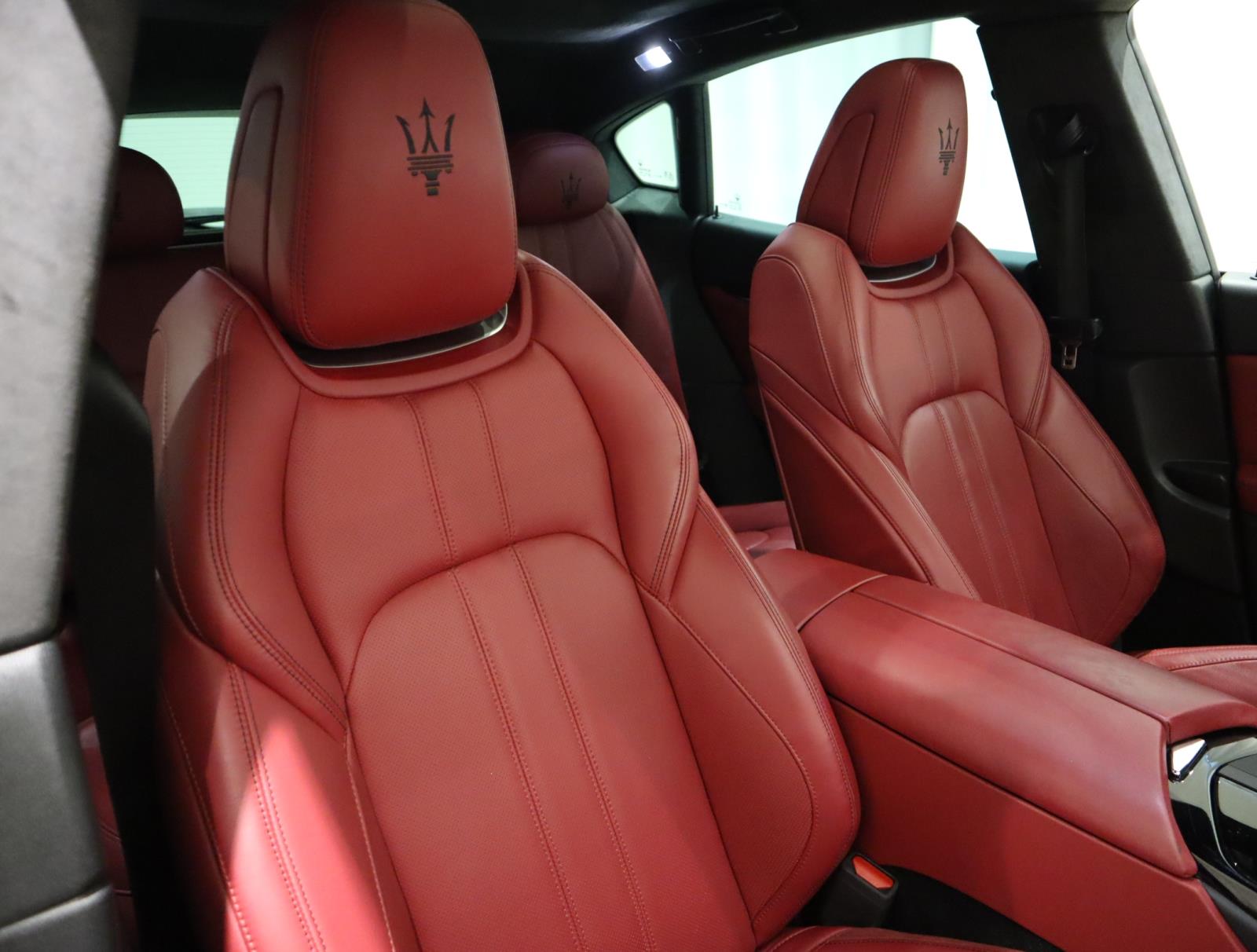 2022 Maserati Levante Modena photo 18