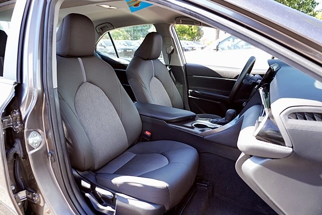 2023 Toyota Camry LE photo 12
