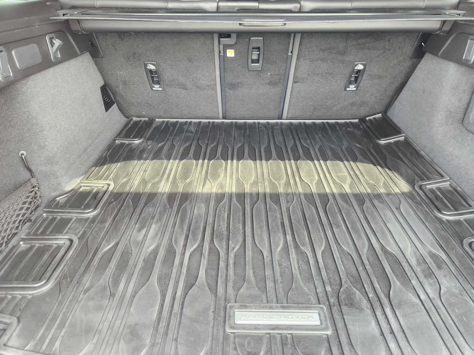 2025 Land Rover Range Rover SE photo 26