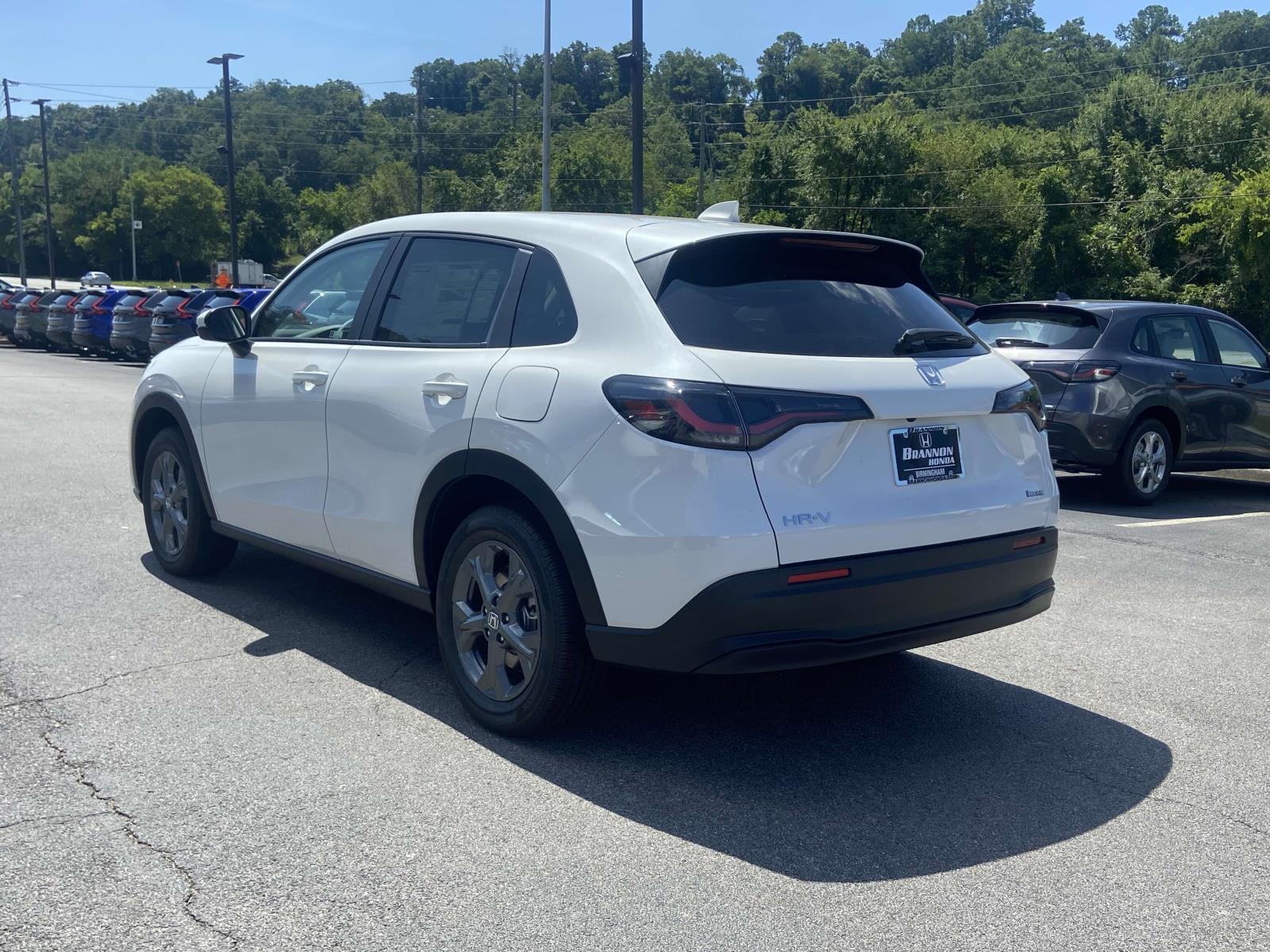 2026 Honda HR-V LX 2WD photo 2