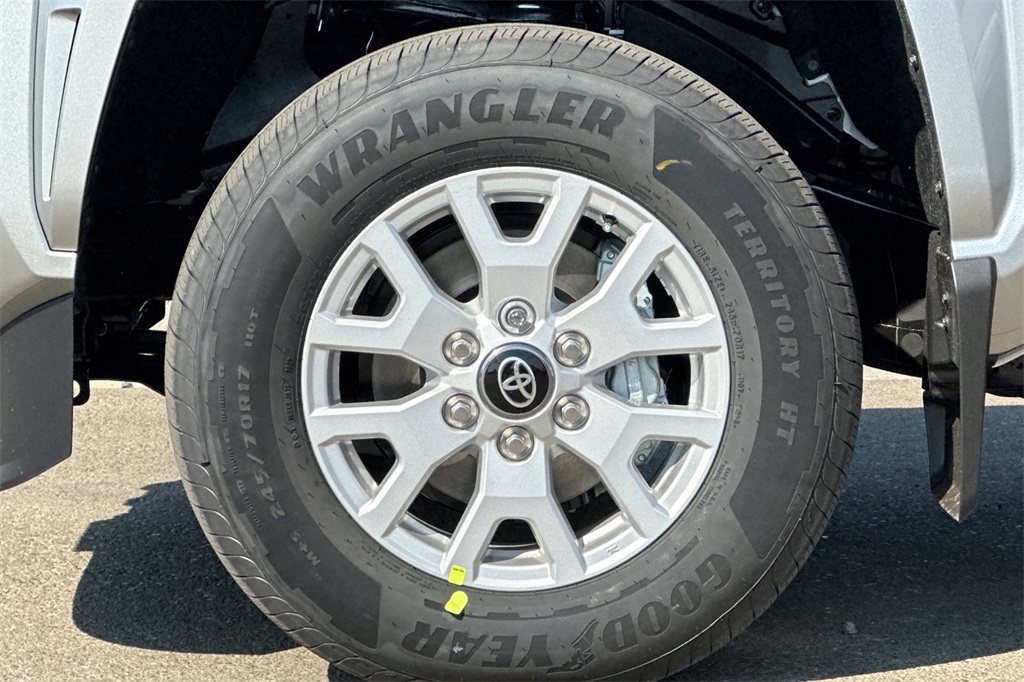 2025 Toyota Tacoma SR5 Double Cab photo 24