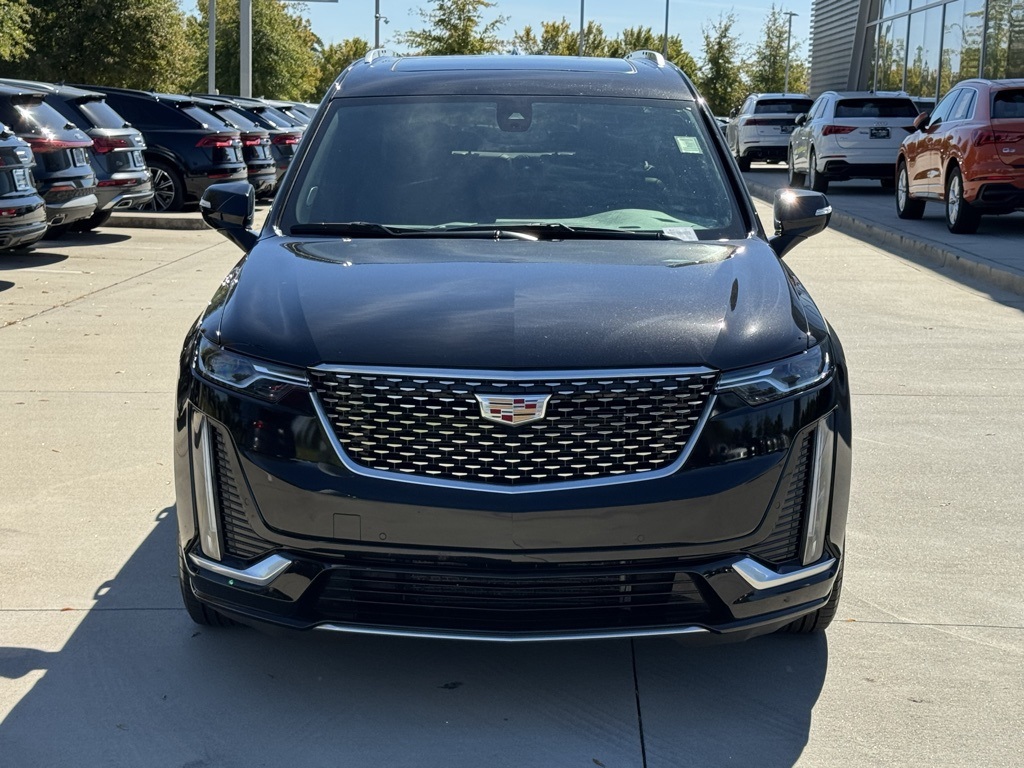 2025 Cadillac XT6 Premium Luxury photo 4