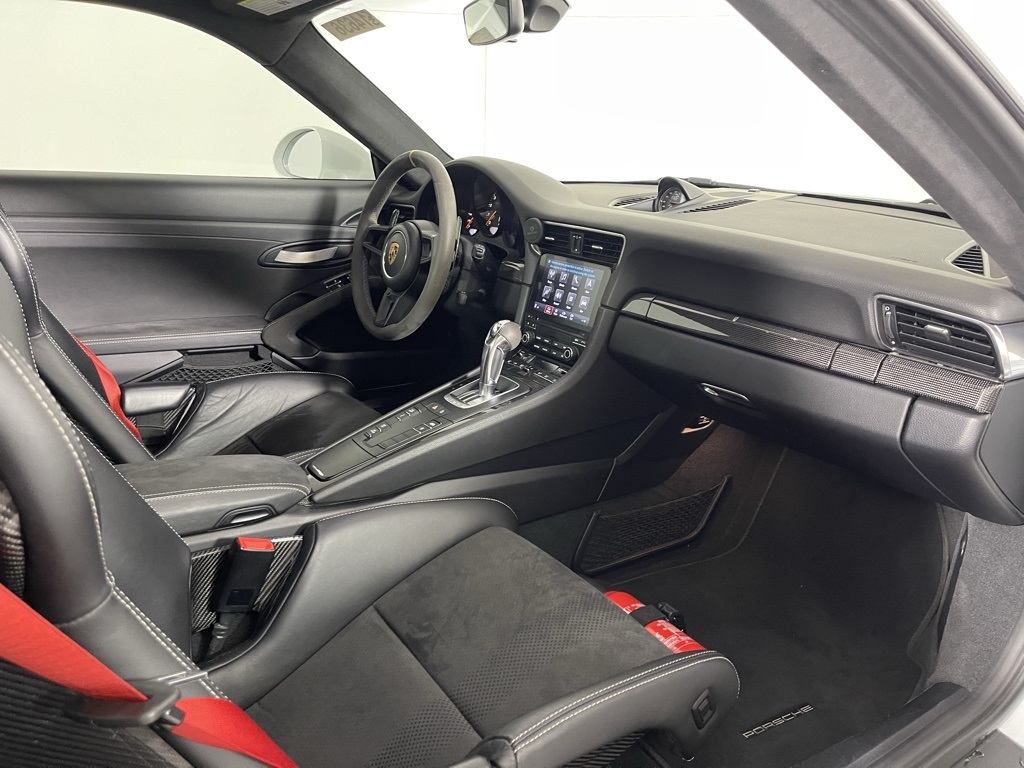 2019 Porsche 911 GT3 RS photo 17
