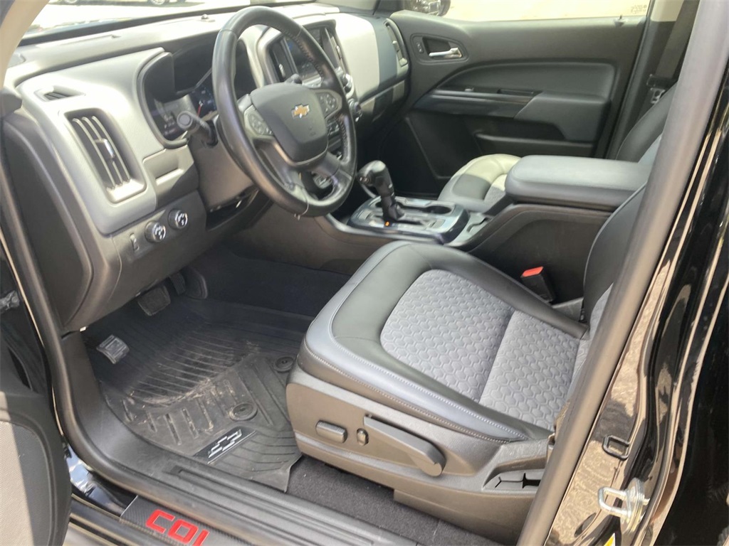 2020 Chevrolet Colorado Z71 photo 12