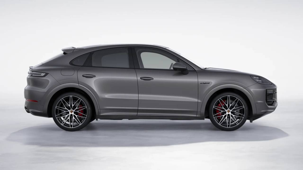 2026 Porsche Cayenne S E-Hybrid Coupe photo 7