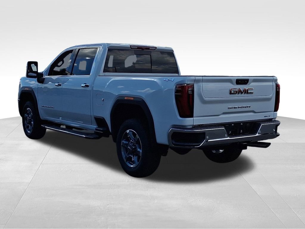 2025 Gmc Sierra HD SLT photo 3