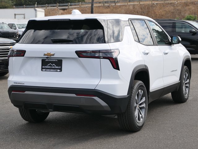 2026 Chevrolet Equinox LT photo 3