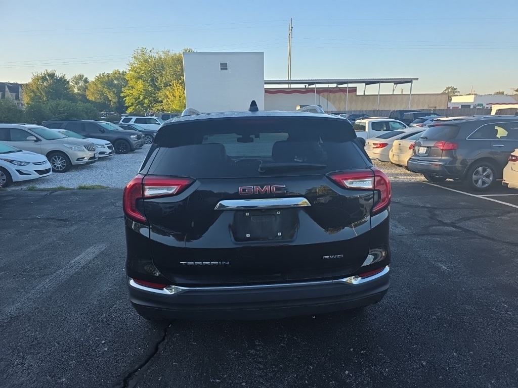 2024 Gmc Terrain SLT photo 4
