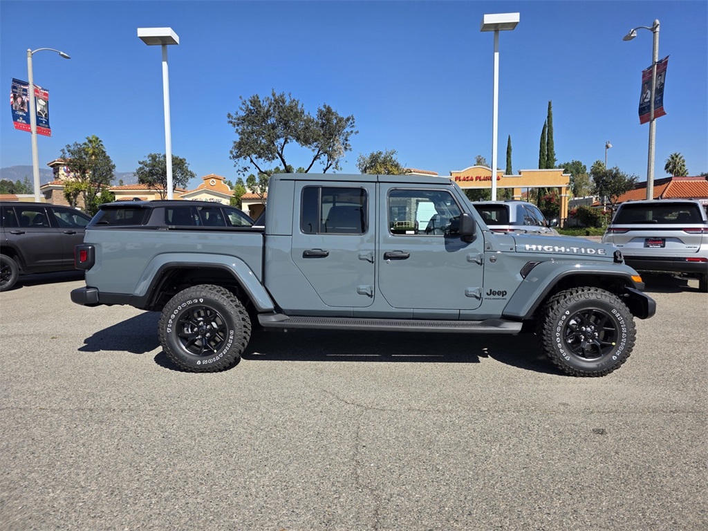 2025 Jeep Gladiator Sport photo 3