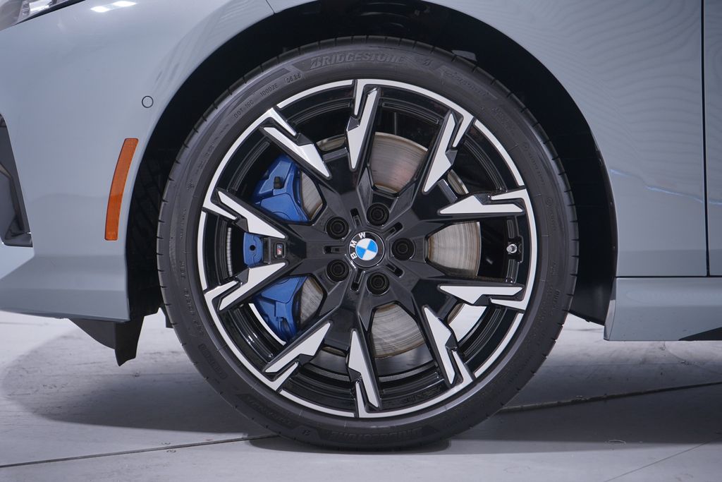 2026 Bmw 228 photo 2