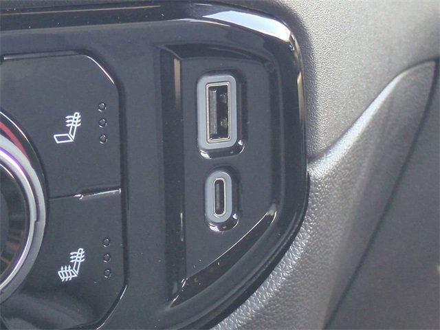 2025 Chevrolet Silverado 1500 LT photo 20