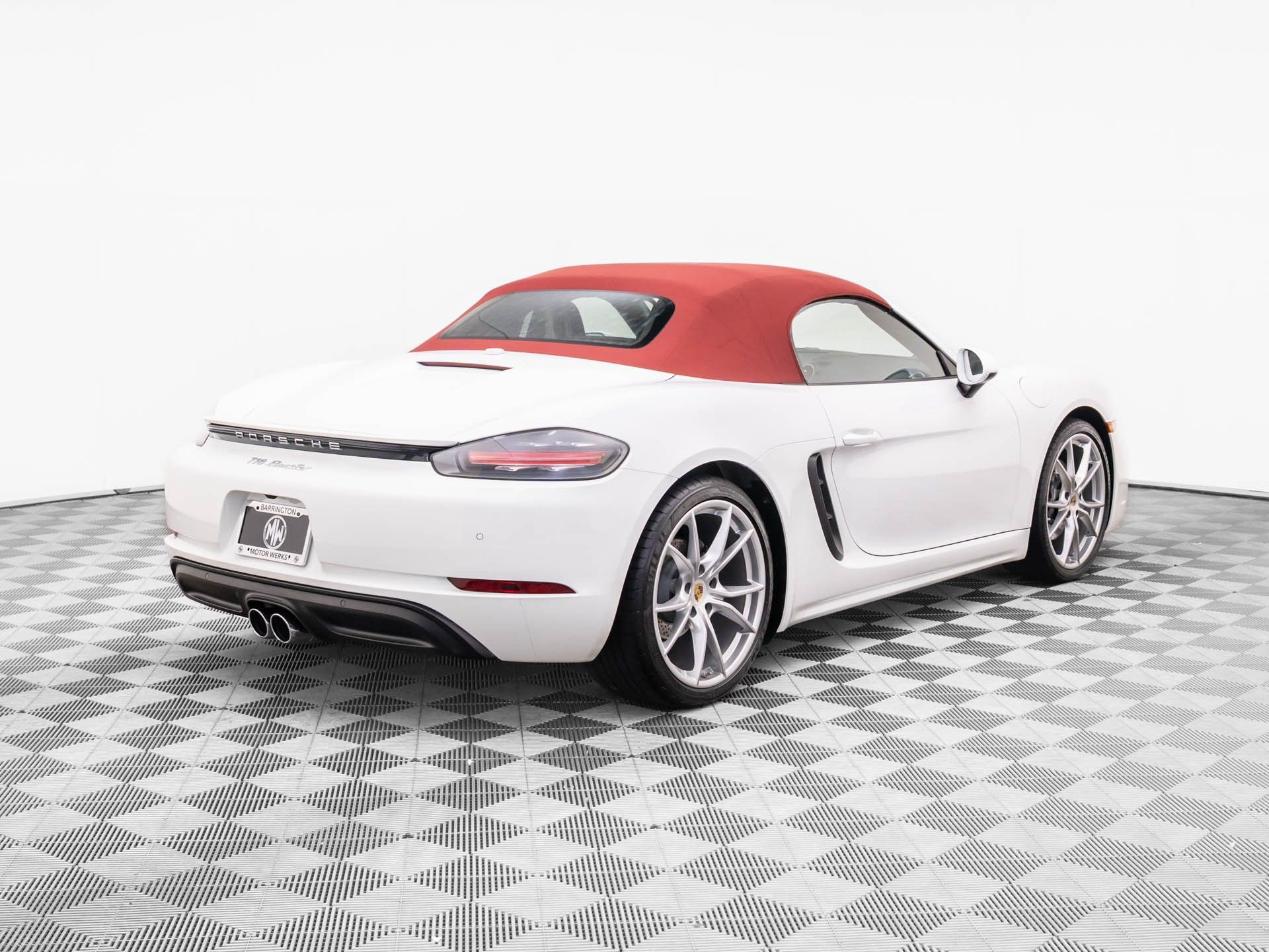 2019 Porsche Boxster photo 8