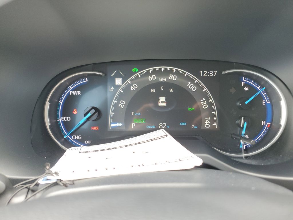 2025 Toyota RAV4 Hybrid XLE photo 20