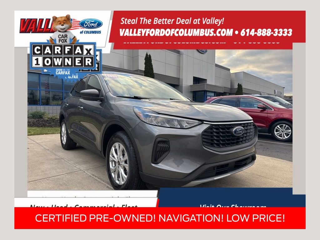 2023 Ford Escape Active's photo