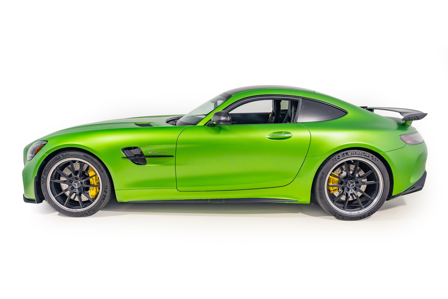 2020 Mercedes Benz AMG GT GT R photo 3