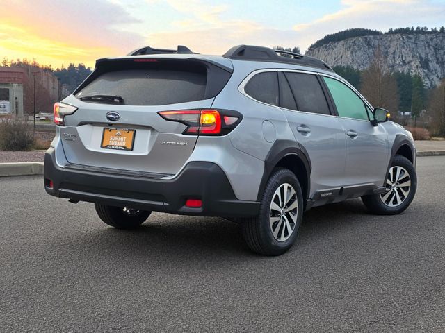 2025 Subaru Outback Premium photo 4