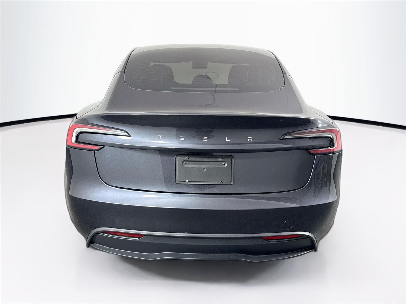 2024 Tesla Model 3 Standard Range photo 7