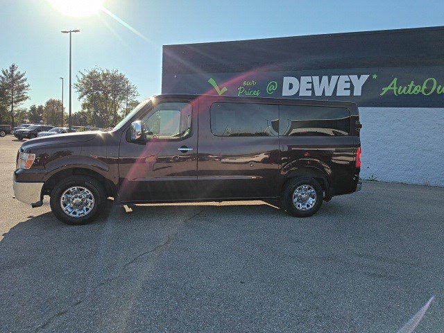 2013 Nissan NV3500 photo 2