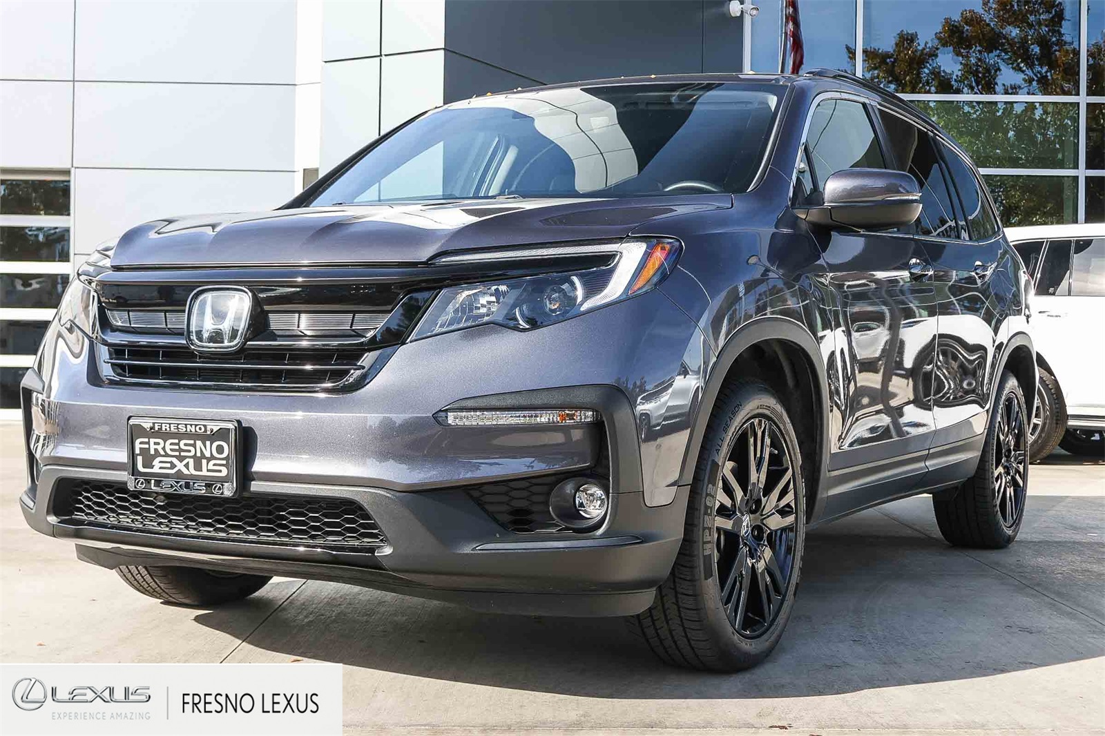 2022 Honda Pilot Special Edition photo 2