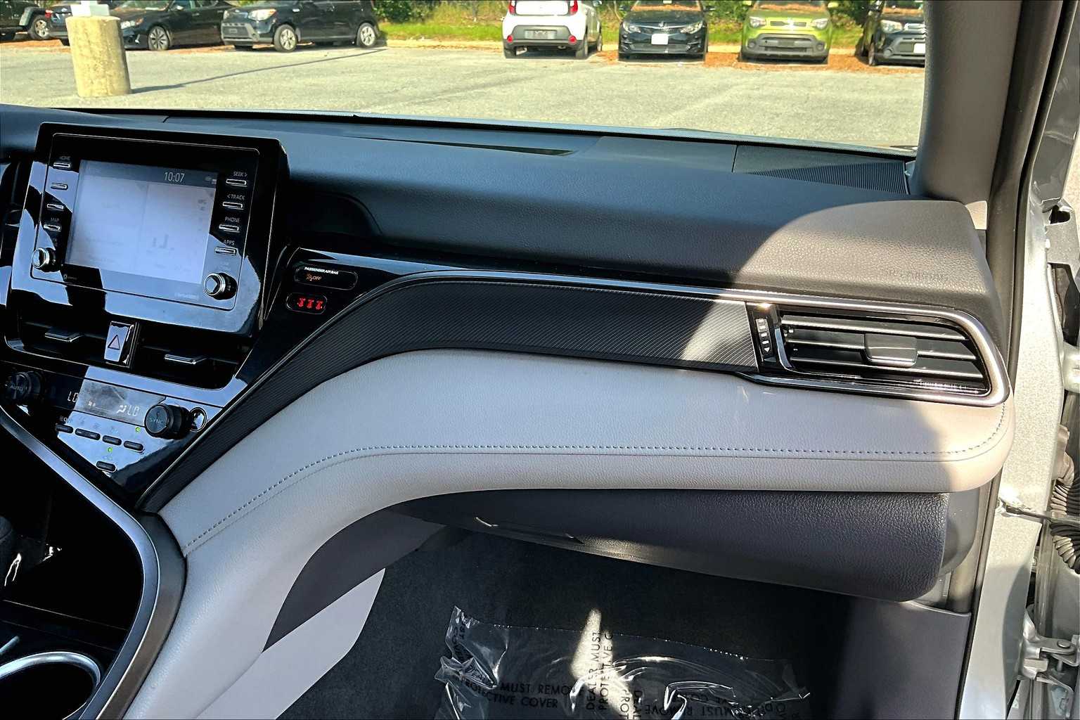 2023 Toyota Camry LE photo 17