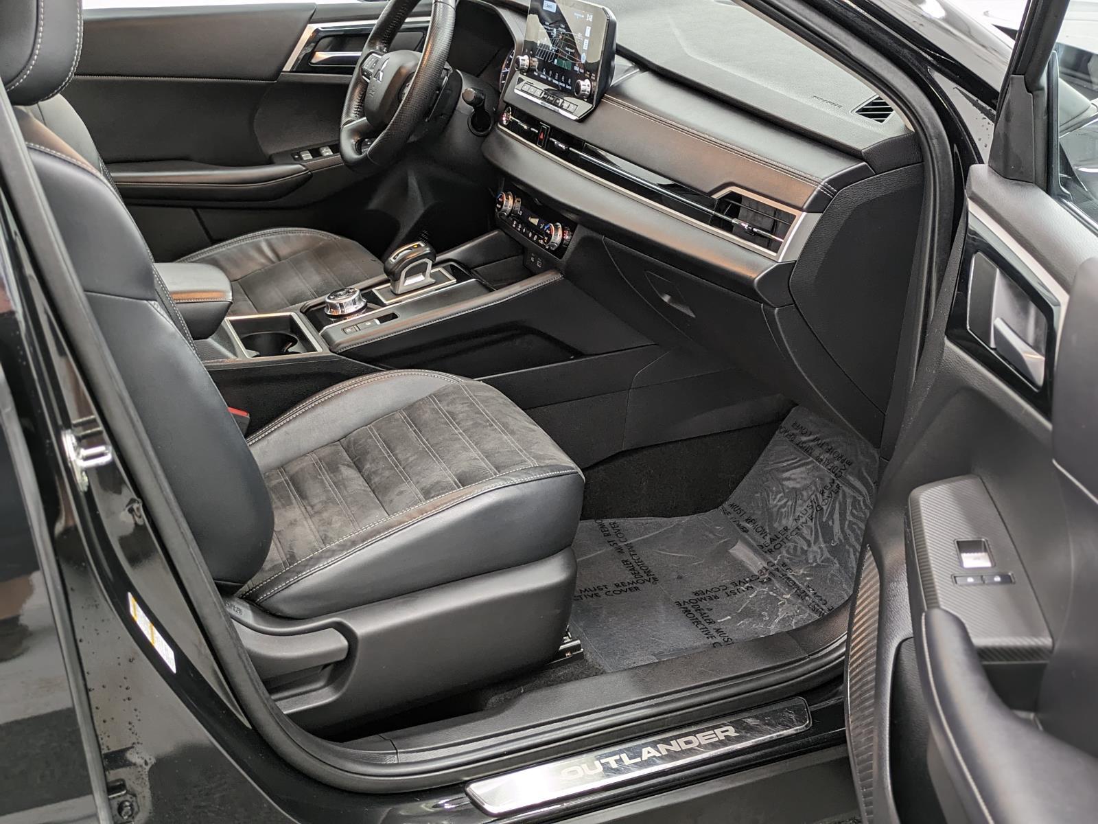 2022 Mitsubishi Outlander SE photo 15
