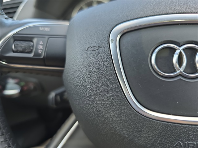 2013 Audi Q5 2.0T Premium photo 16