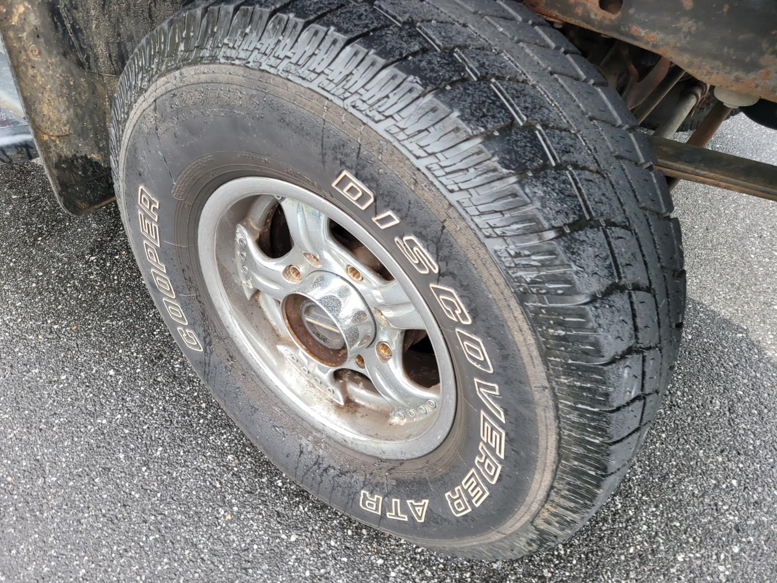 2004 Ford F-250 XLT photo 4