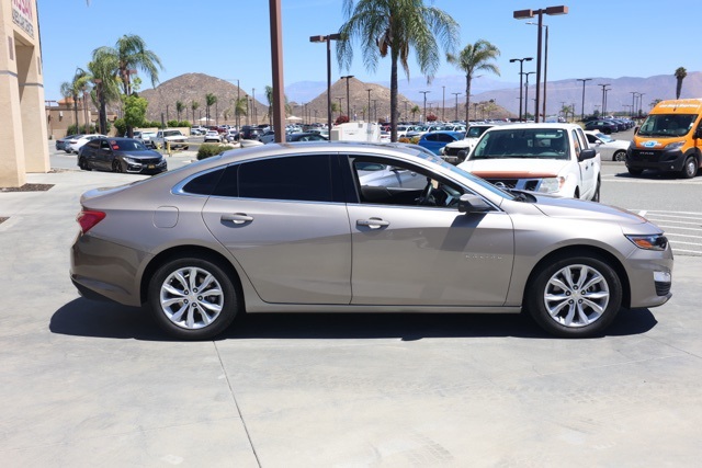 Used 2022 Chevrolet Malibu 1LT with VIN 1G1ZD5ST8NF117967 for sale in Hemet, CA