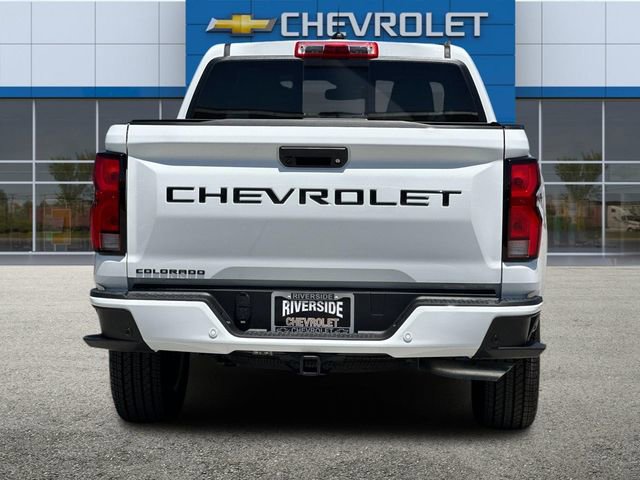 2025 Chevrolet Colorado Work Truck LT photo 5