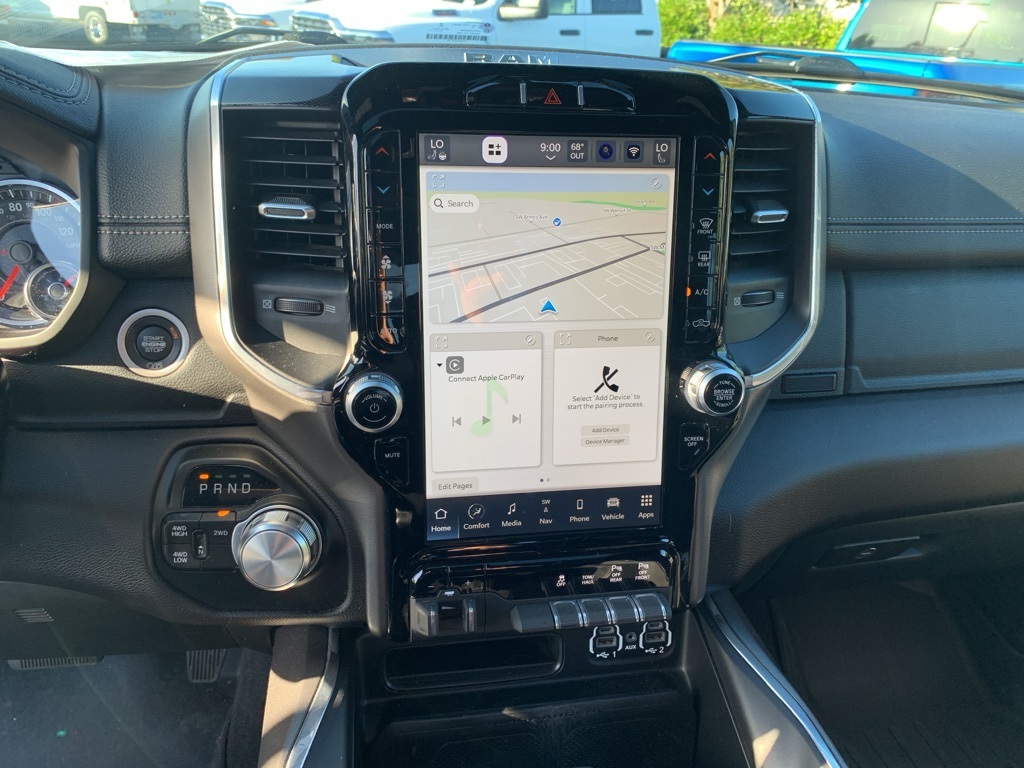 2022 Ram 2500 Laramie photo 18