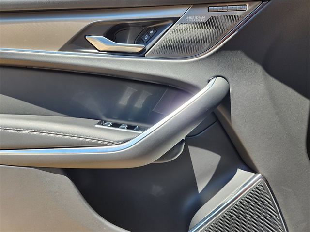 2025 Jaguar F-PACE P250 R-Dynamic S photo 19