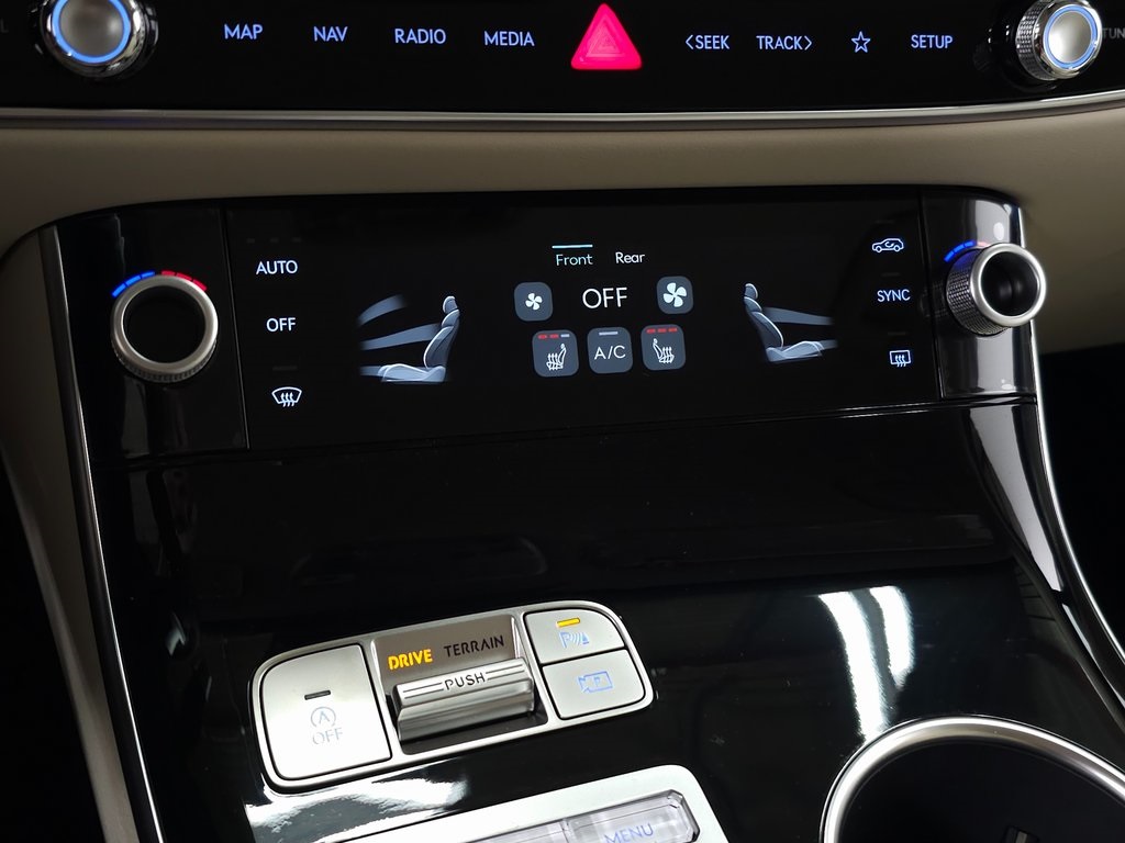 2026 Genesis GV70 2.5T photo 18