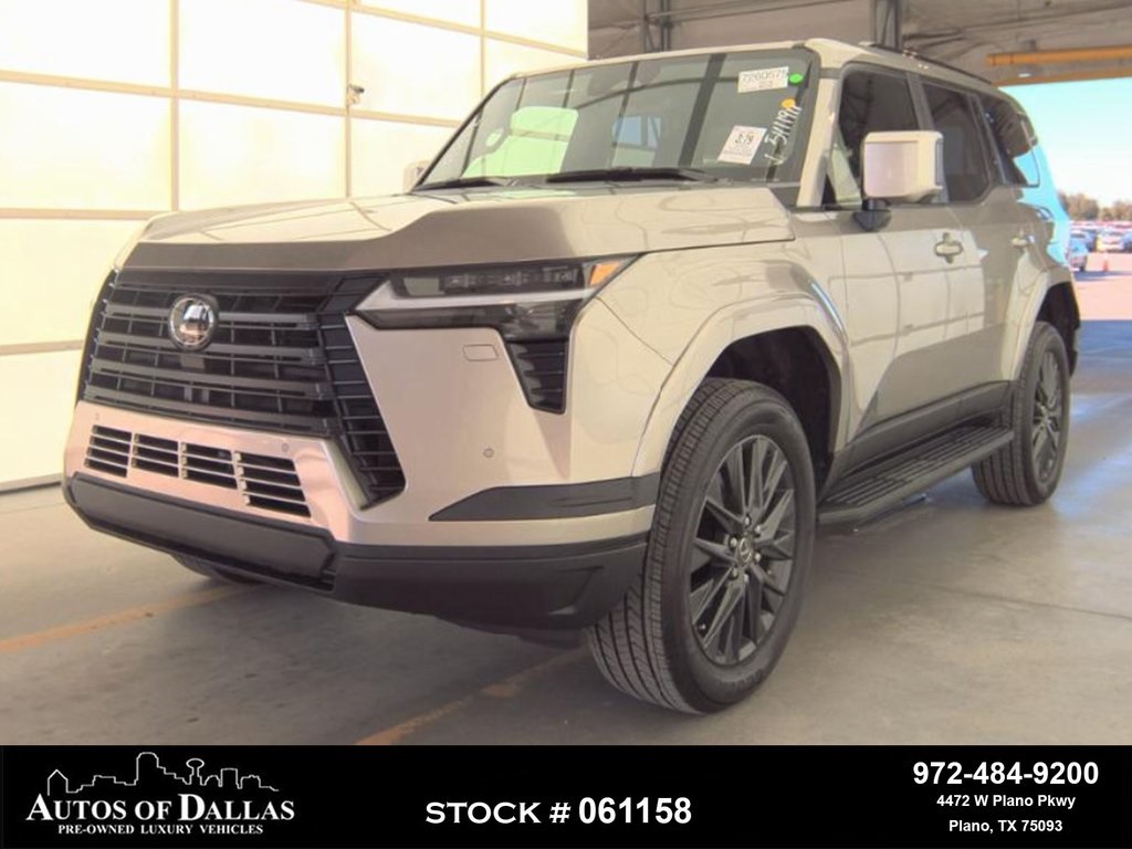 2025 Lexus GX Premium's photo