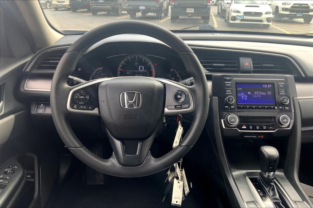 2017 Honda Civic LX photo 3