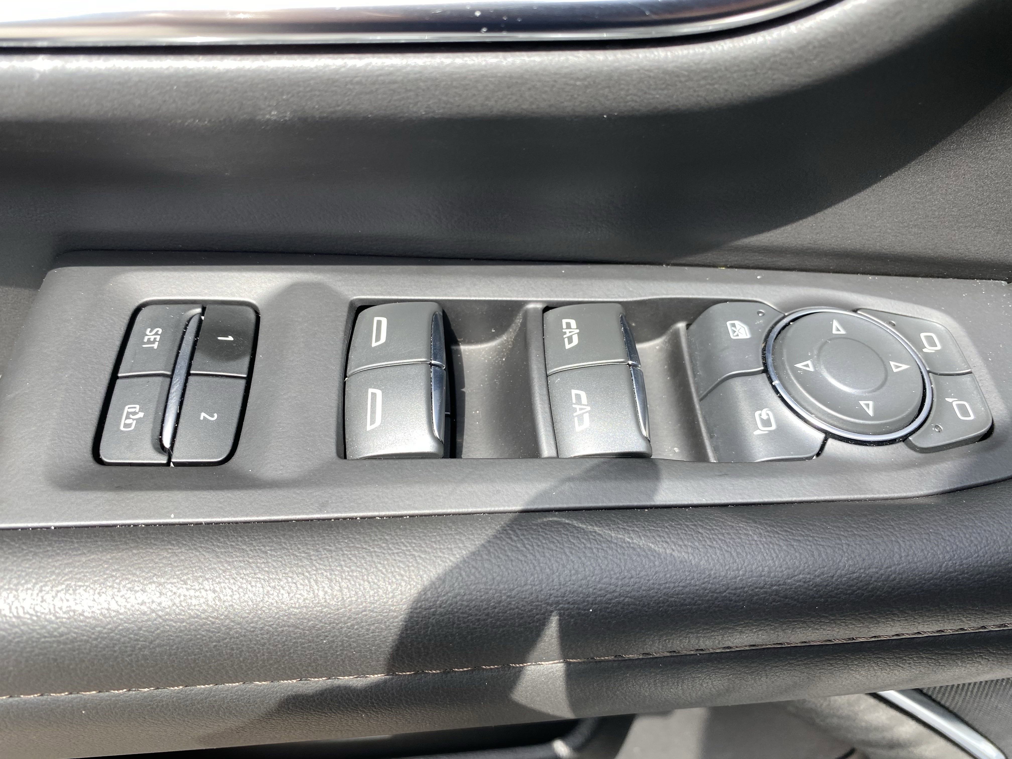 2024 Chevrolet Tahoe High Country photo 3